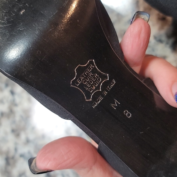 Richard Tyler Heels - Picture 4 of 4